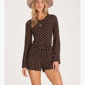 New Billabong open hearts romper
